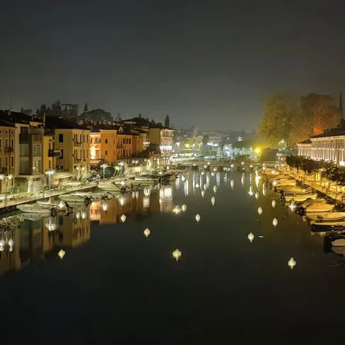 Peschiera d/g by night